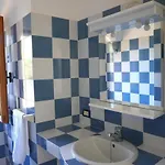 Roccette Mareblu Con Jacuzzi Costa Paradiso